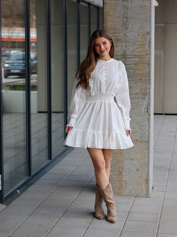 KJOLE PHERNILA WHITE