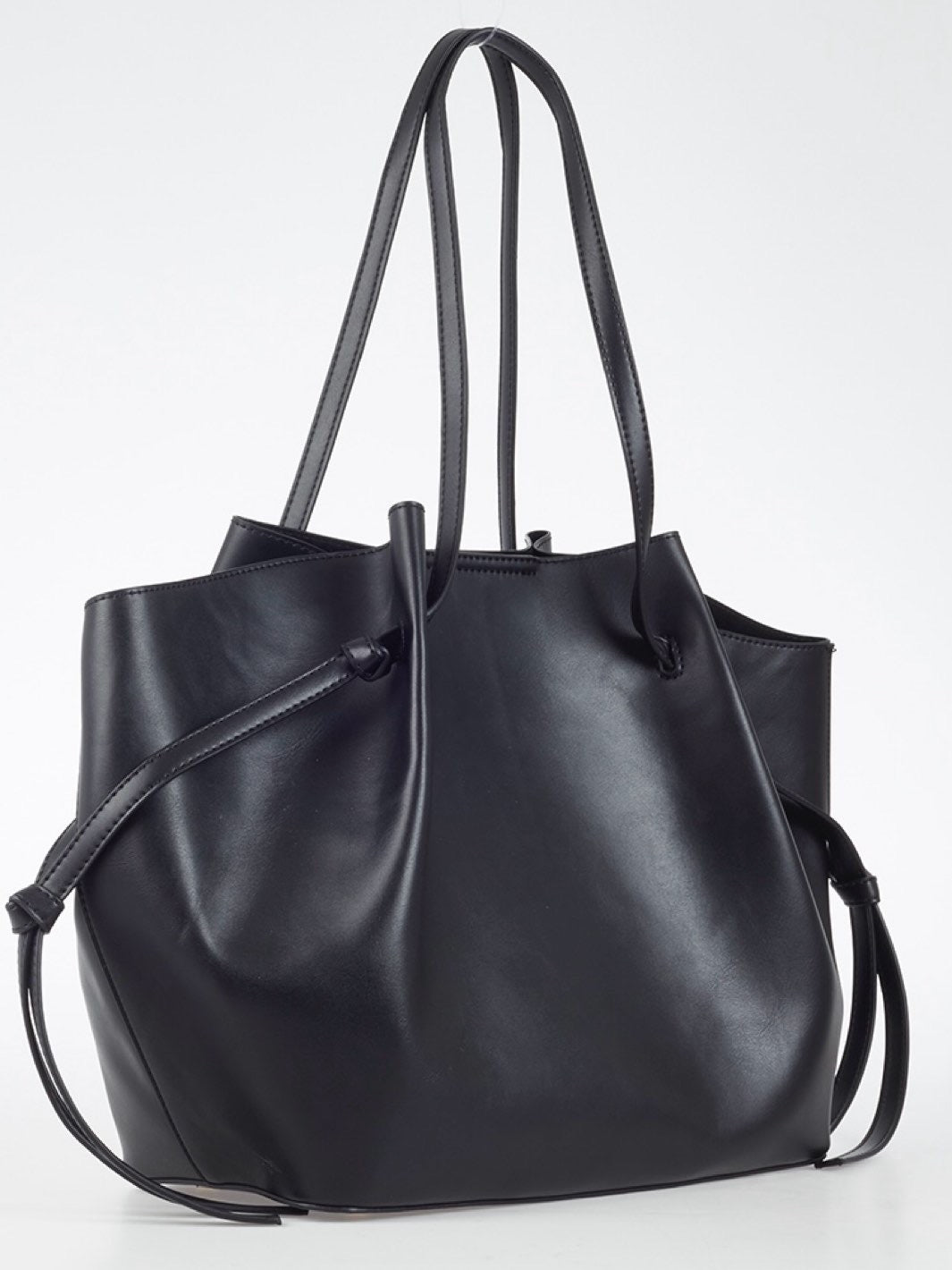 VESKE TRENDY BLACK