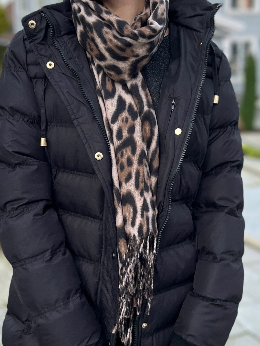 SKJERF LEOPARD BEIGE
