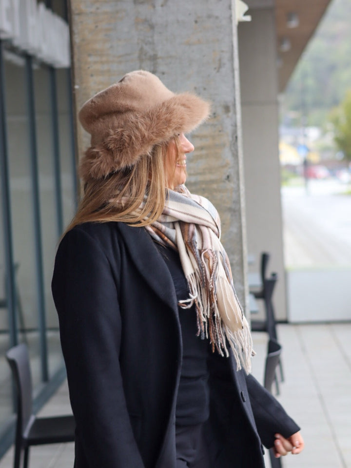 BØTTEHATT BEIGE