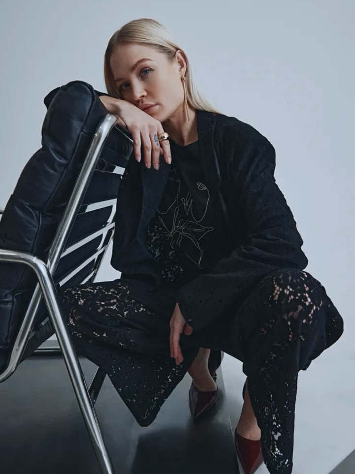 T-SKJORTE PZJULIETTE BLACK