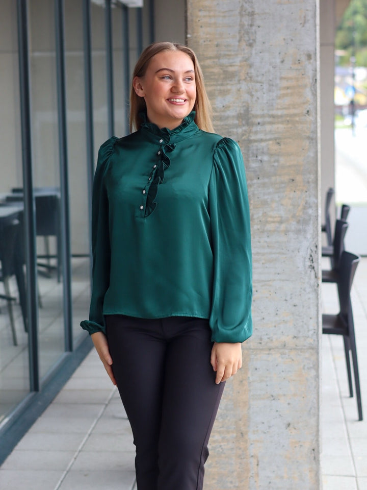 BLUSE VANDA SATIN DK GREEN