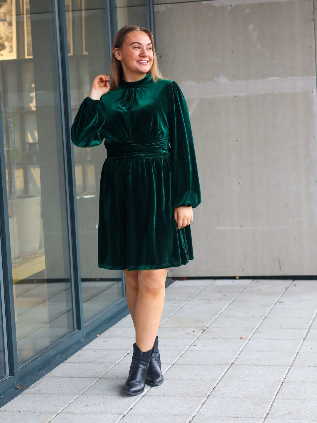 KJOLE ALIBA VELOUR DK GREEN