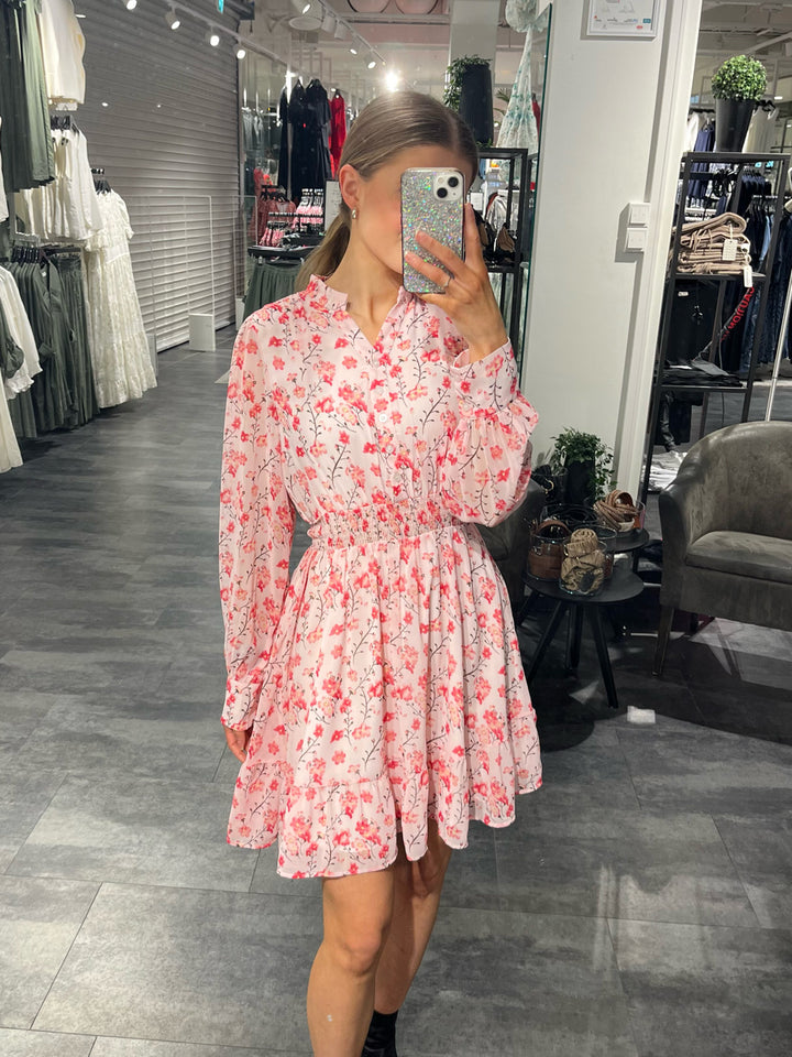 KJOLE EMELINA FLOWER PINK