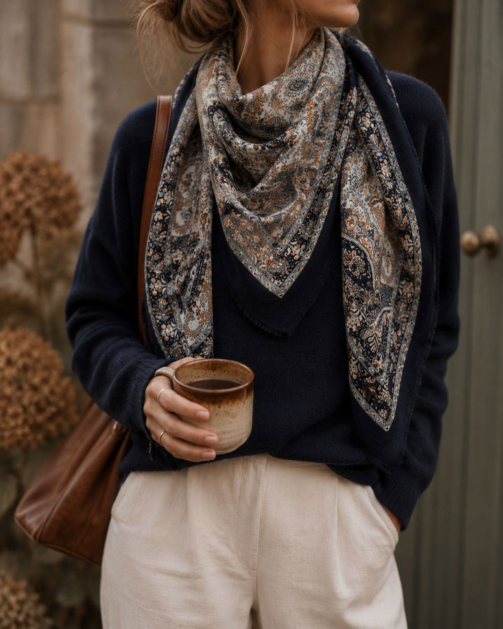 SKJERF ULL NAVY PAISLEY