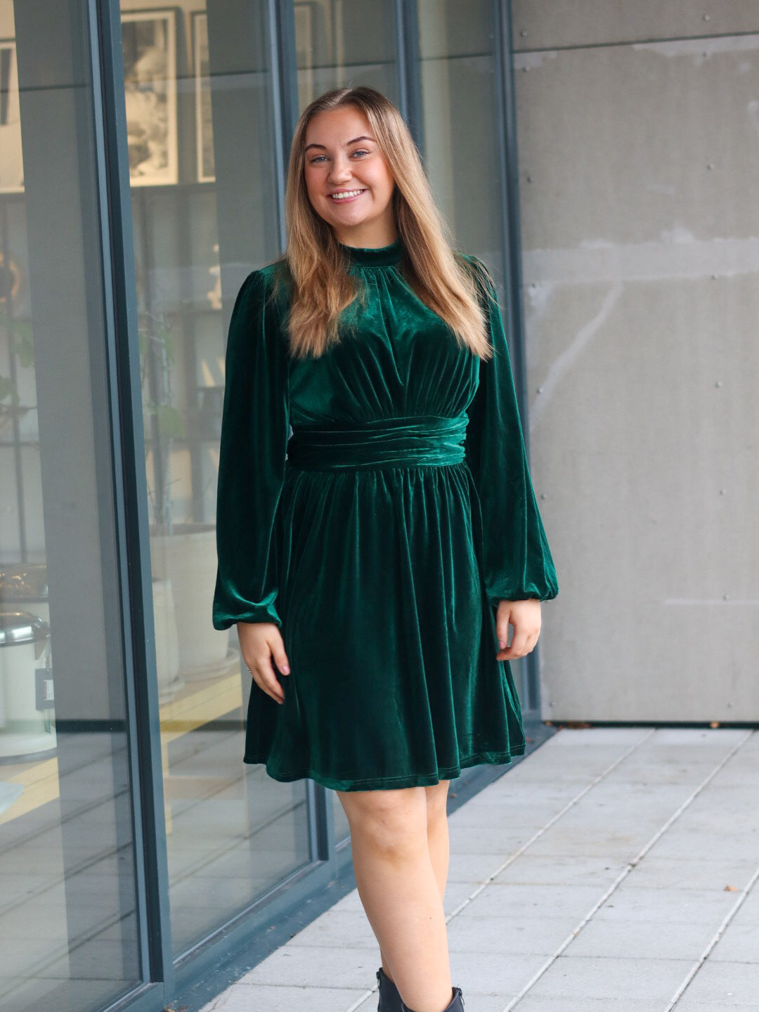 KJOLE ALIBA VELOUR DK GREEN