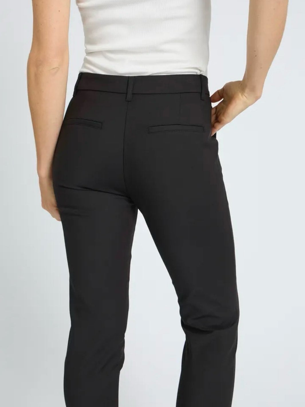 BUKSE PZBINDY LONG BLACK