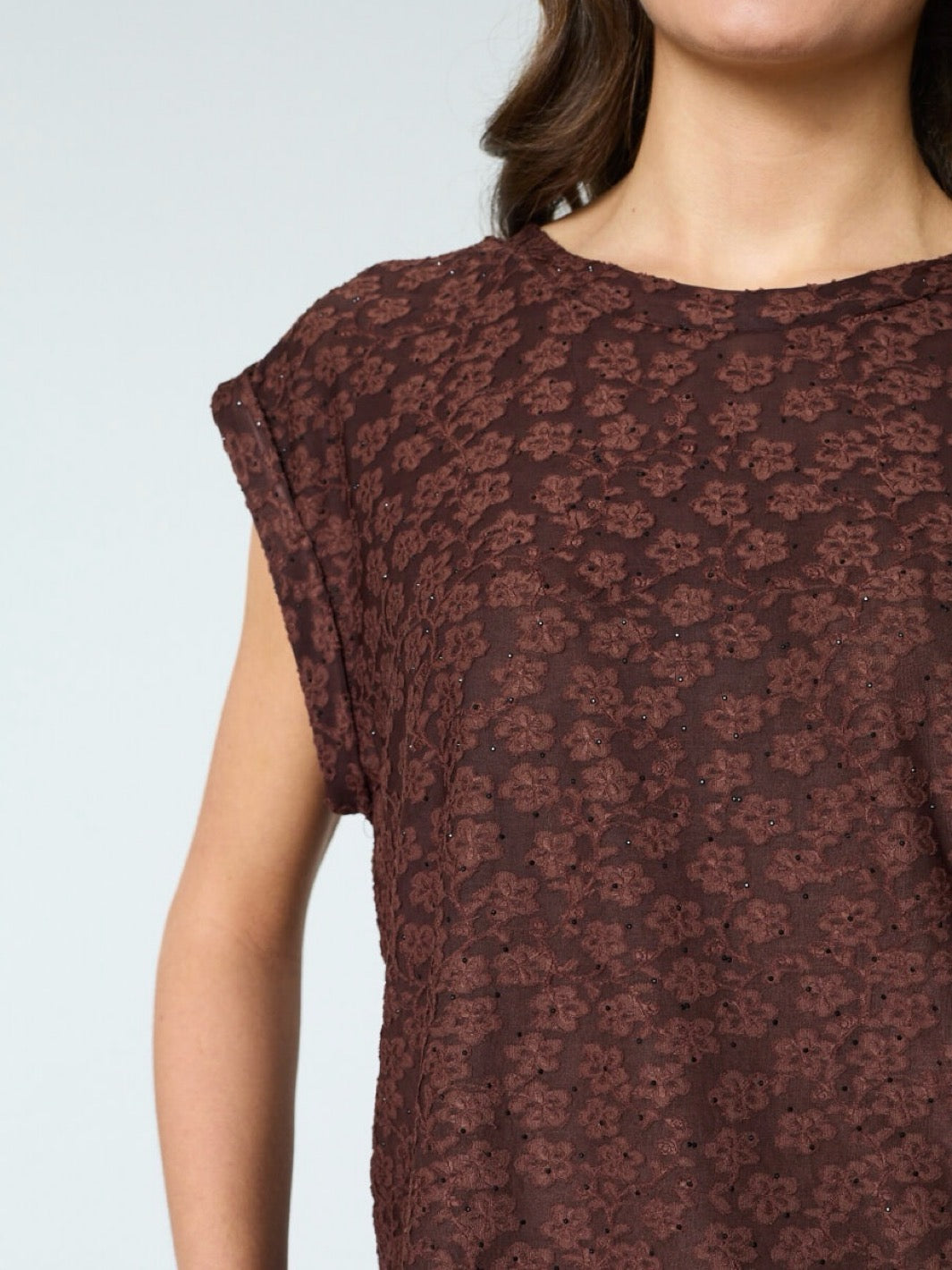 T-SKJORTE LOW 409 BORWN