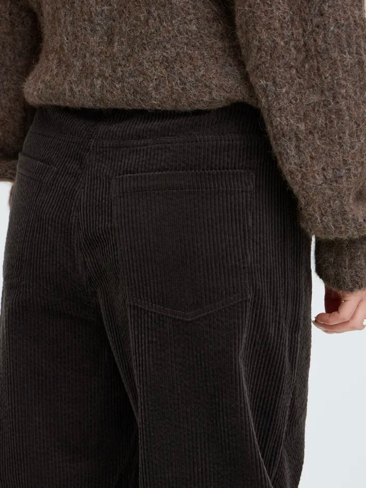 BUKSE PZESSY TAPERED ESPRESSO