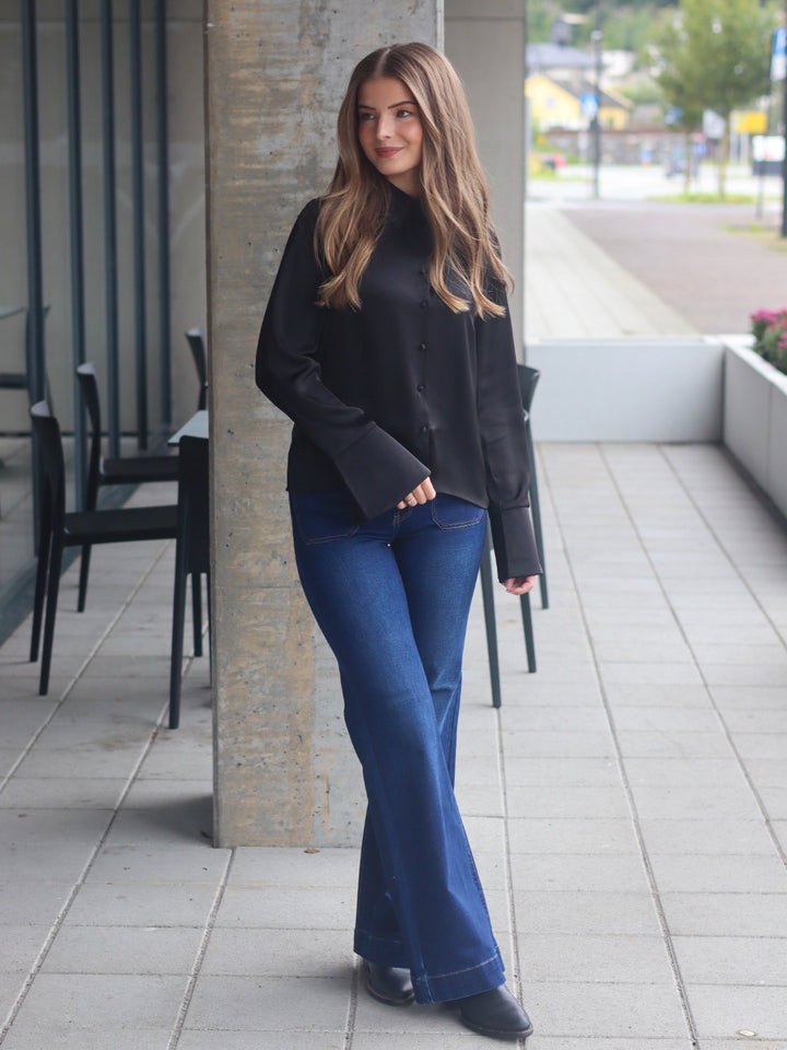 SKJORTE CAT SATIN BLACK