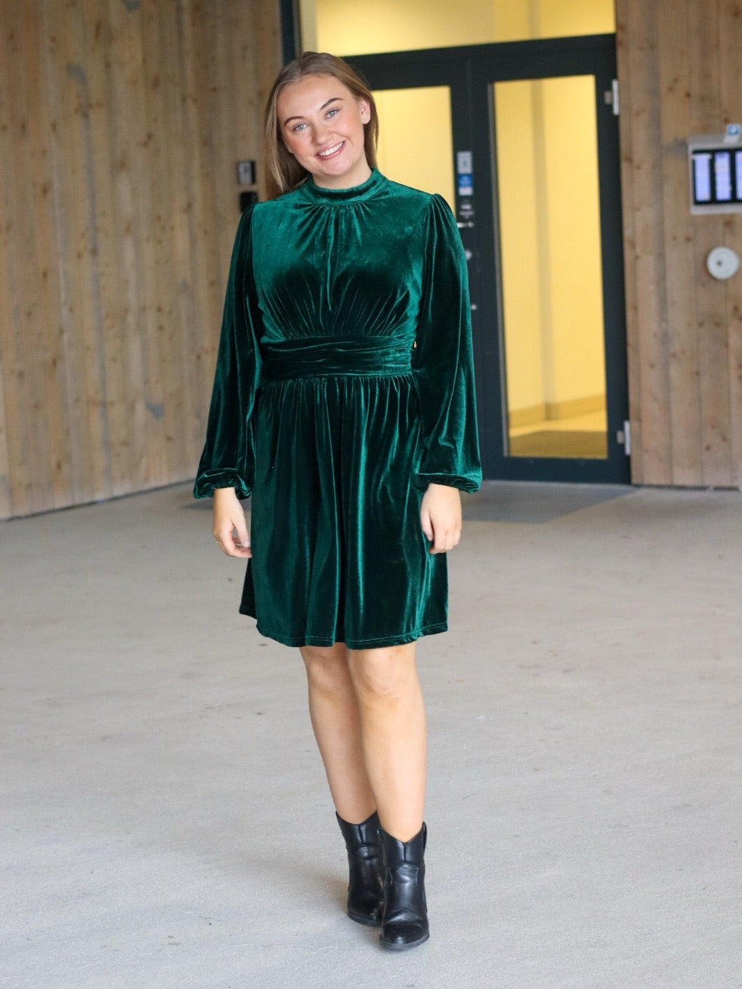 KJOLE ALIBA VELOUR DK GREEN