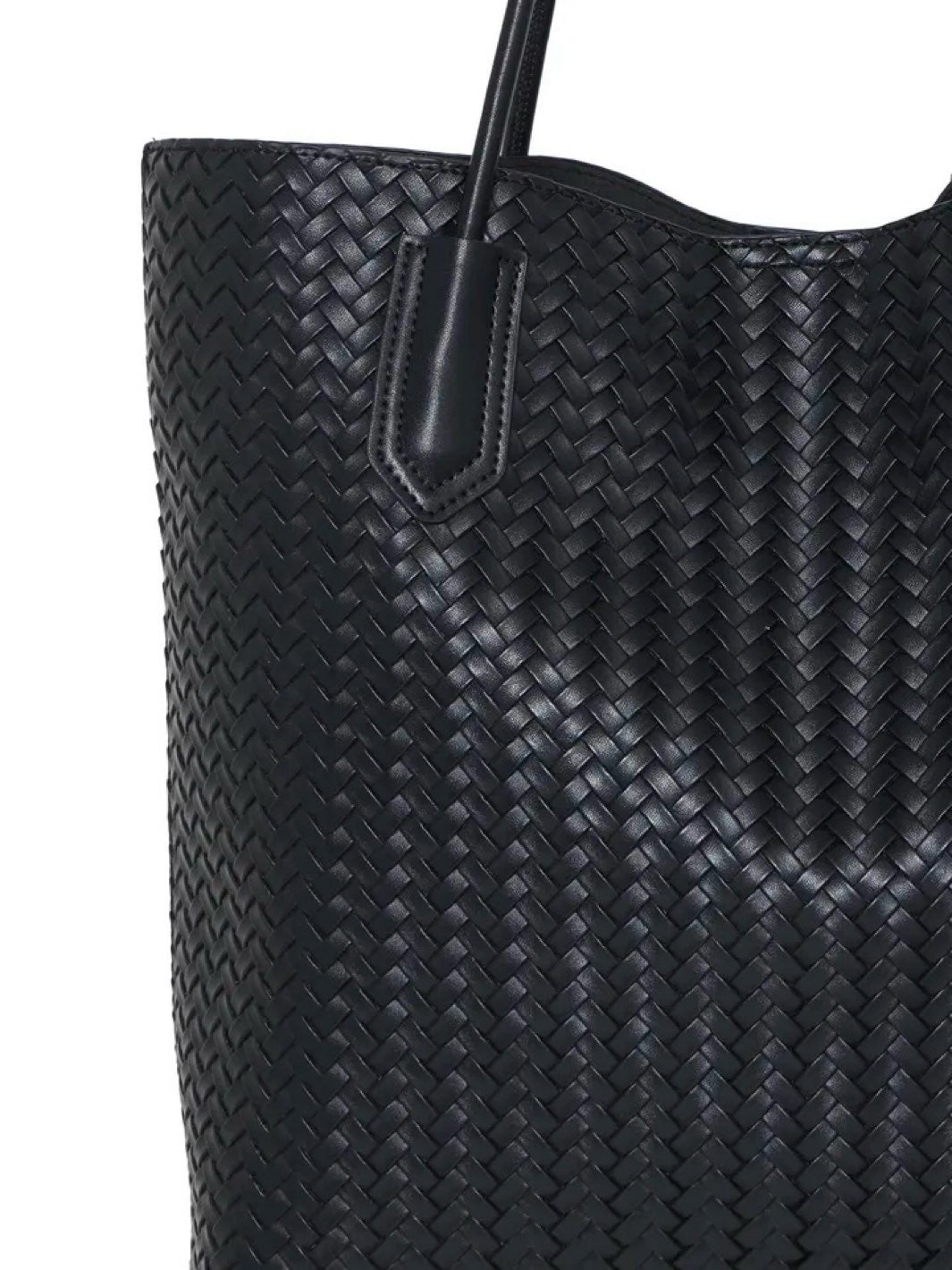 VESKE FRBRAIDA BLACK