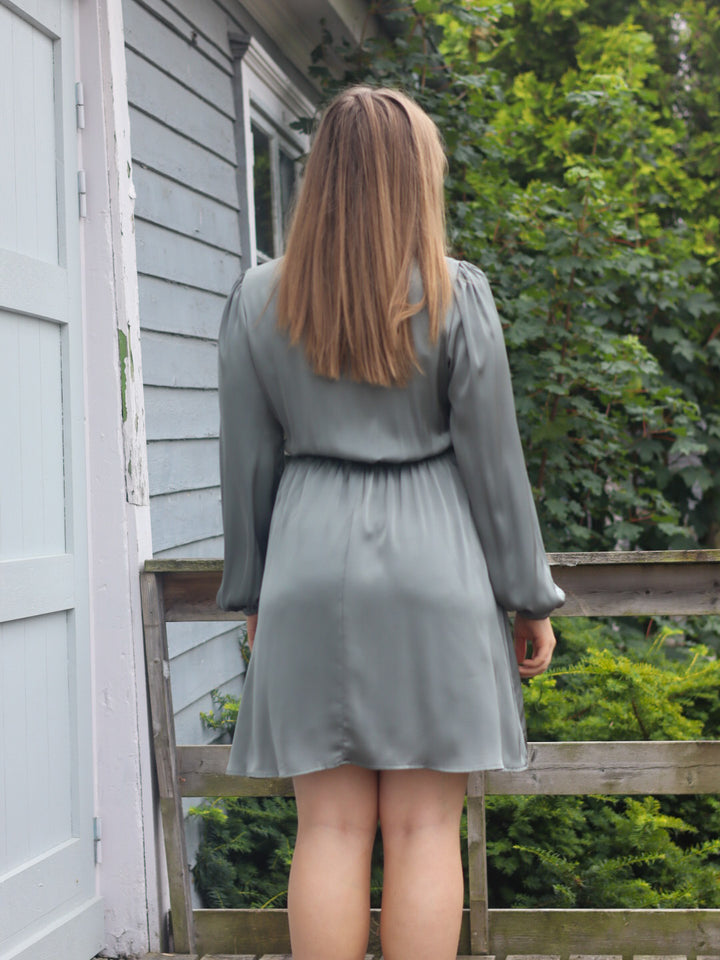KJOLE ALIBA SATIN IVY GREEN