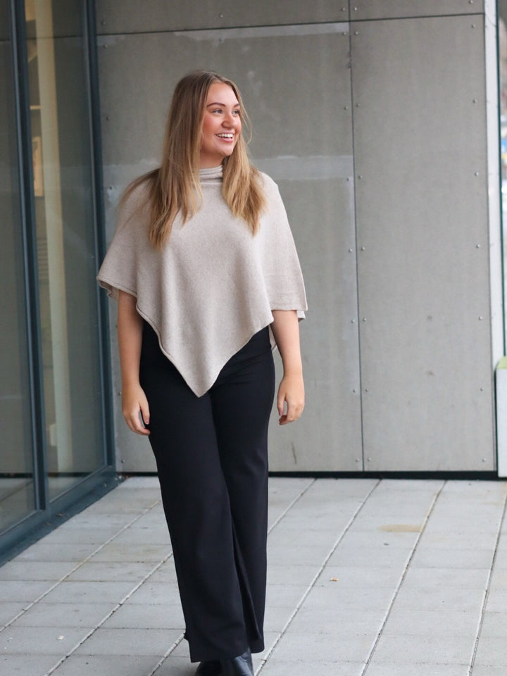 PONCHO ENSFARGET LYS NATUR