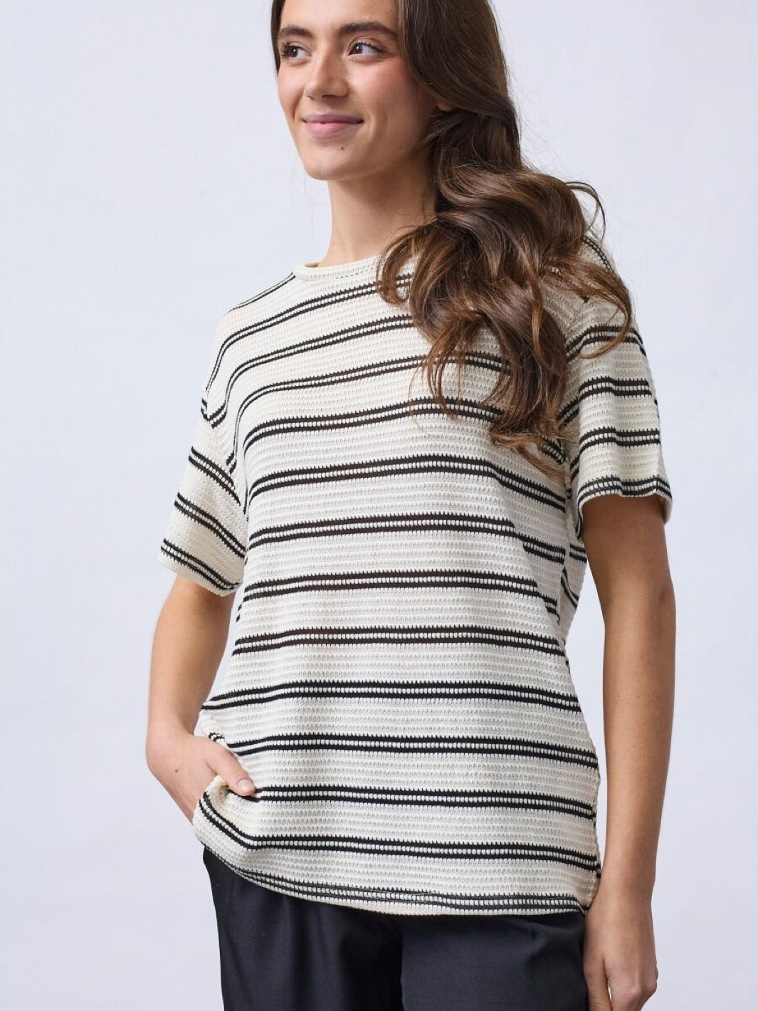 TOPP VEDA CREAM STRIPE