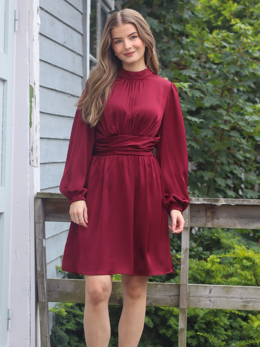 KJOLE ALIBA SATIN BORDAUX