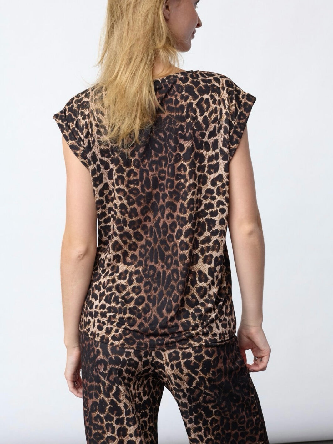 T-SKJORTE LOW LEO