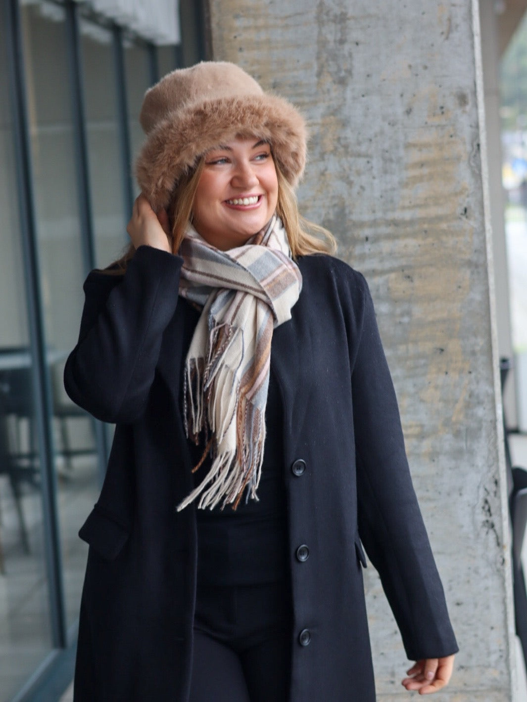BØTTEHATT BEIGE