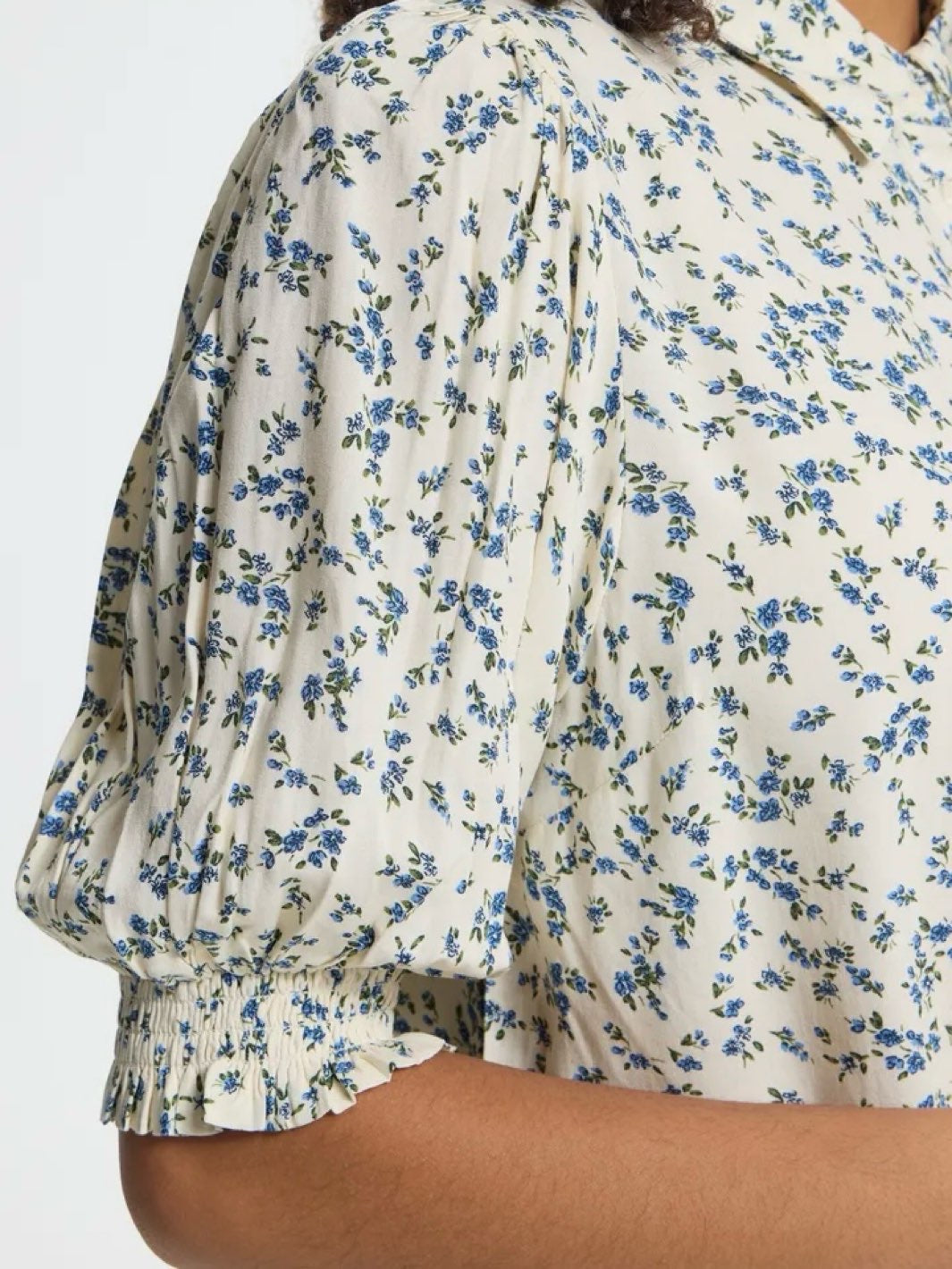 SKJORTE IHVERA BLUE FLOWER PRINT