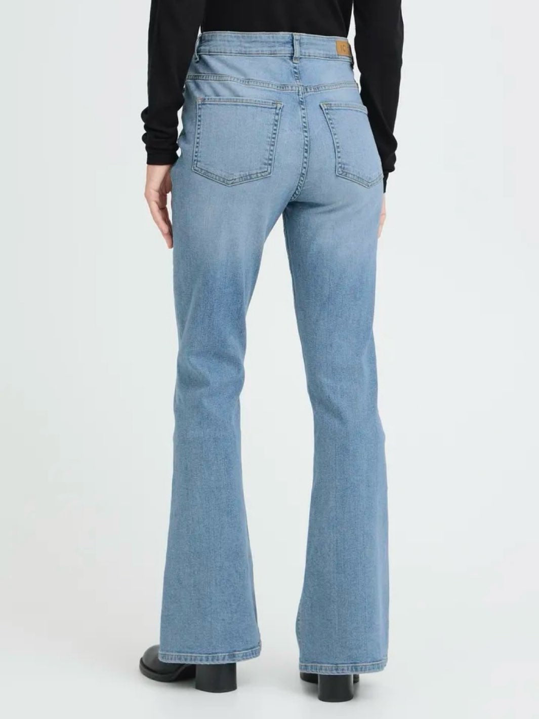 JEANS IHTWIGGY FLARED LIGHT BLUE