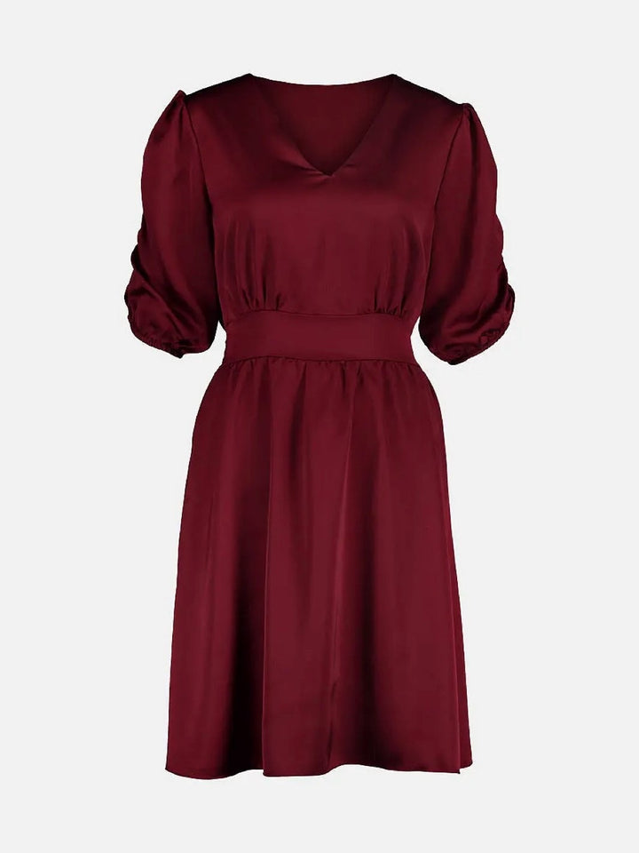 KJOLE EMMELI V SATIN SHORT BORDEAUX