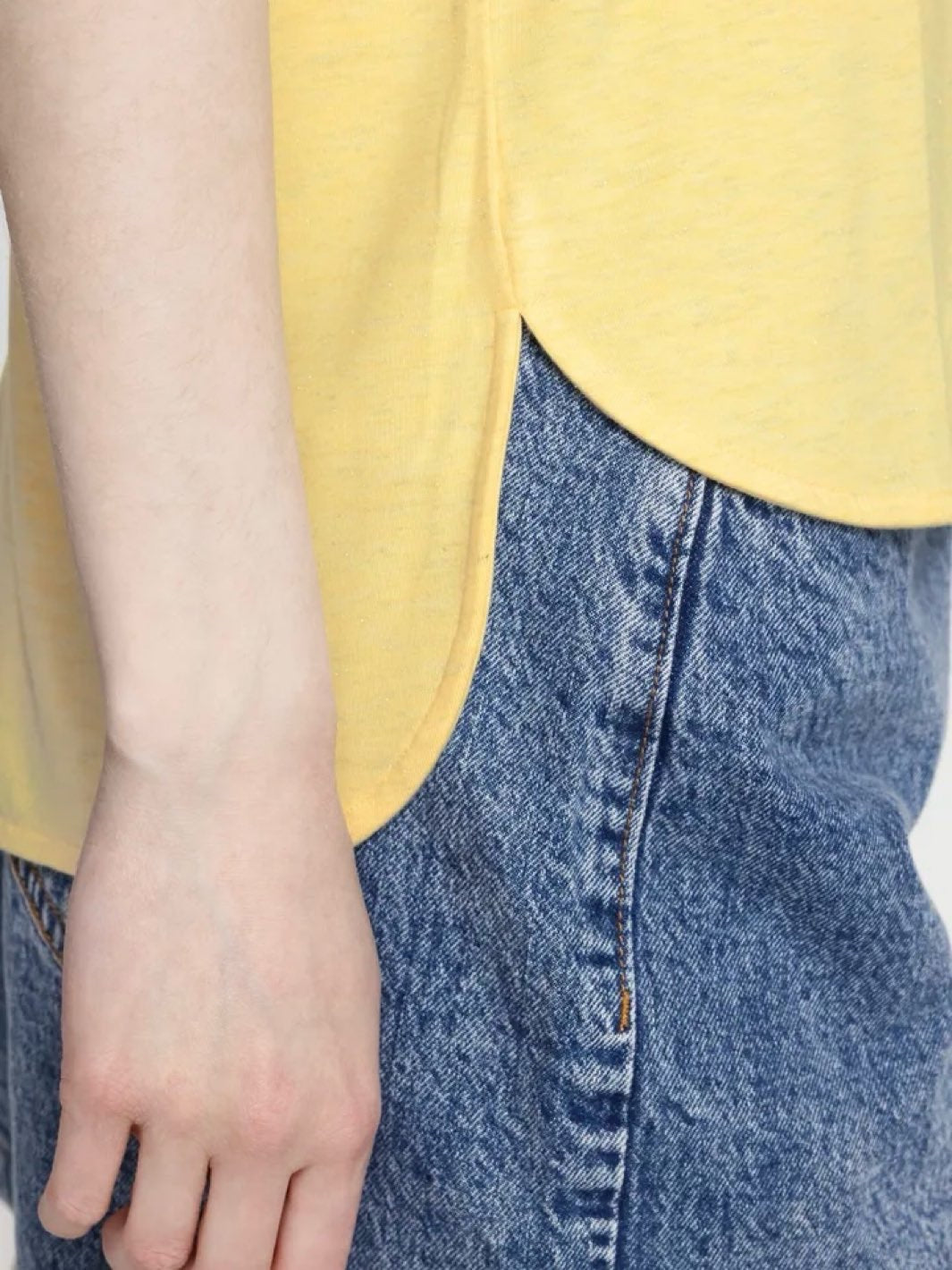 T-SKJORTE IHREBEL MELLOW YELLOW