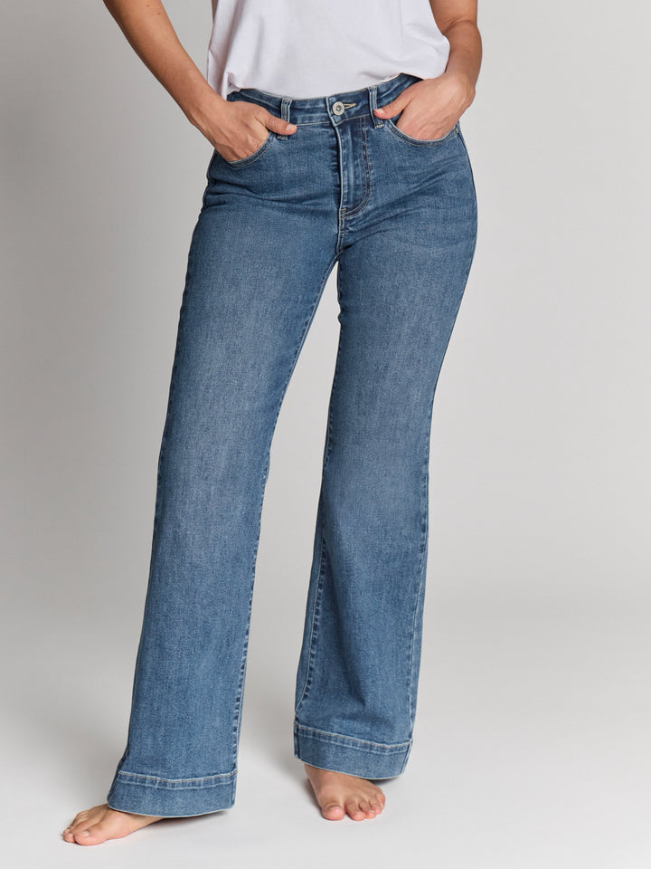 JEANS ANNIKA CLASSIC 1016 MEDIUM BLUE