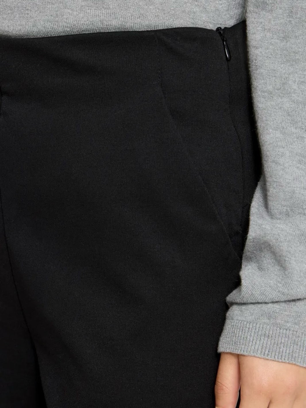 BUKSE IHKATE WIDE BLACK