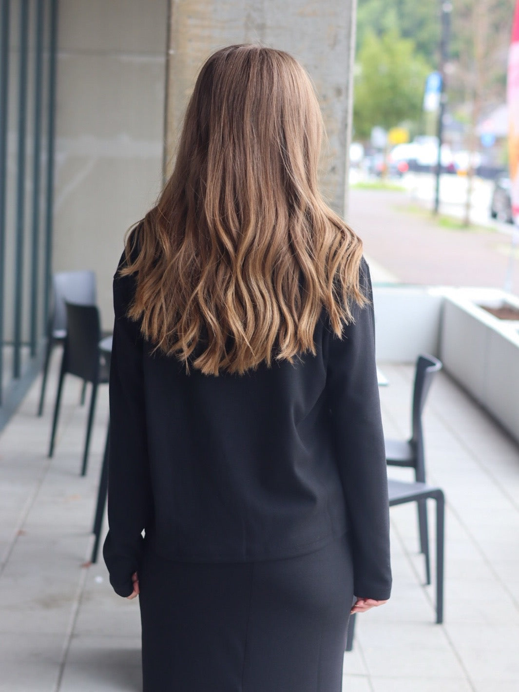 GENSER FRJADI BLACK
