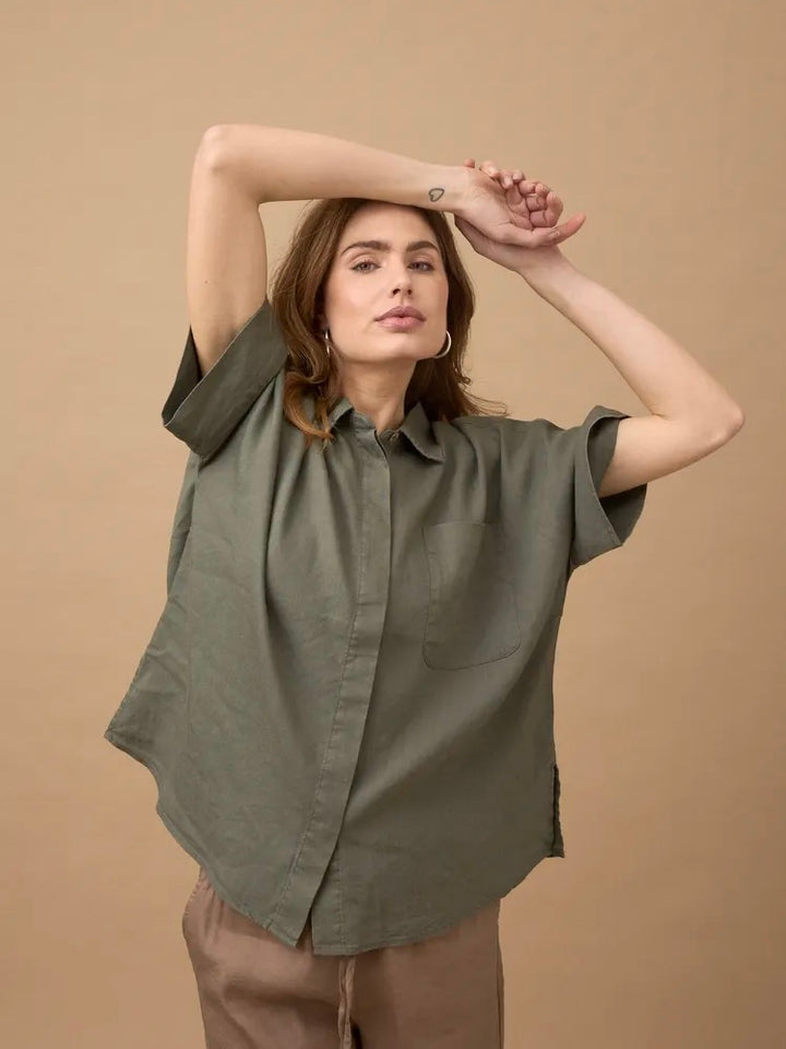 LINSKJORTE PZLUCA BOXY DEEP LICHEN GREEN
