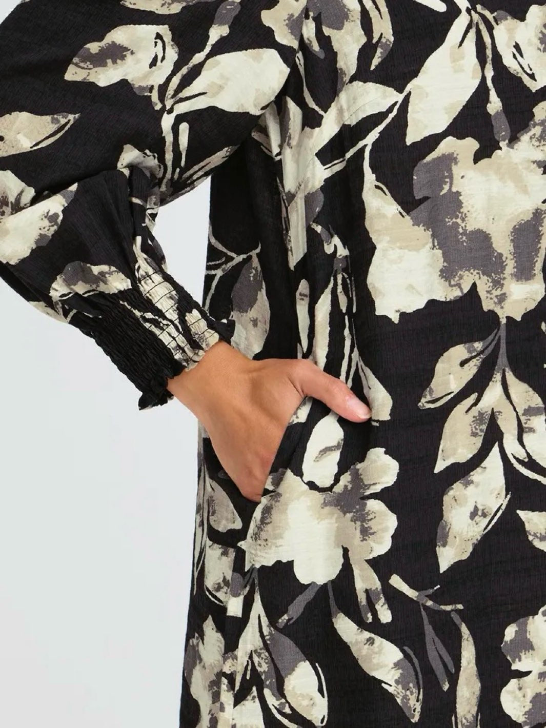 KJOLE FRARIANA FLORAL BLACK