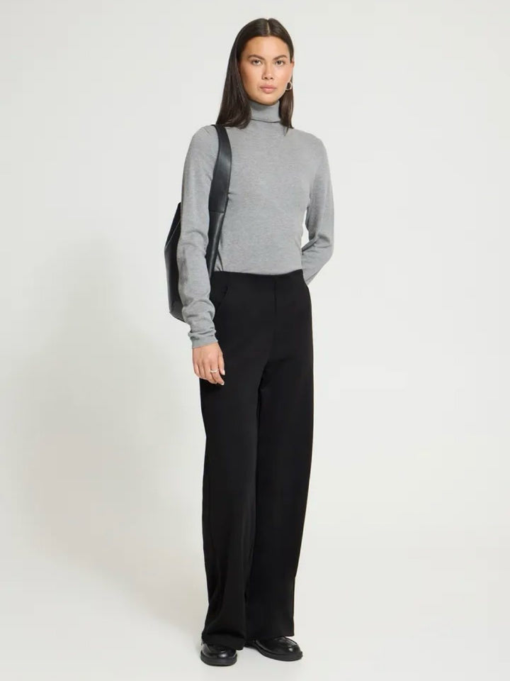 BUKSE IHKATE WIDE BLACK