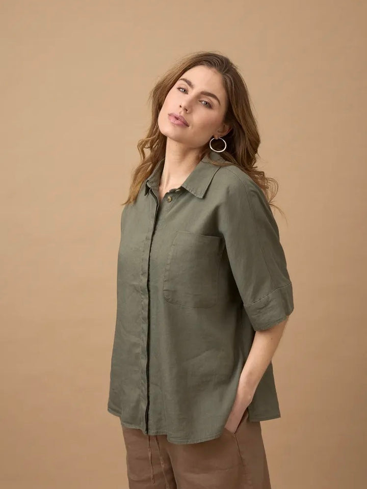 LINSKJORTE PZLUCA BOXY DEEP LICHEN GREEN