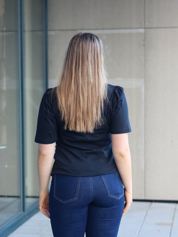 T-SKJORTE PZJULIETTE BLACK
