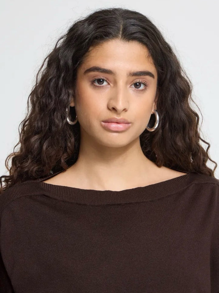 GENSER IHLULS BOAT NECK CHOCOLATE