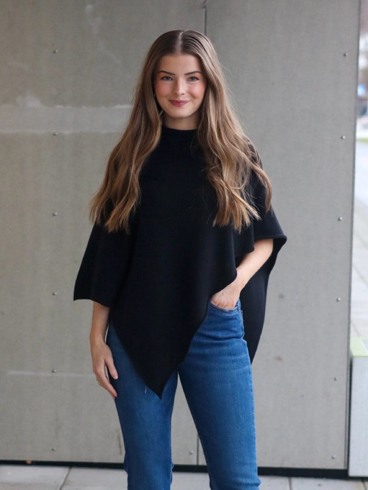 PONCHO ENSFARGET SORT