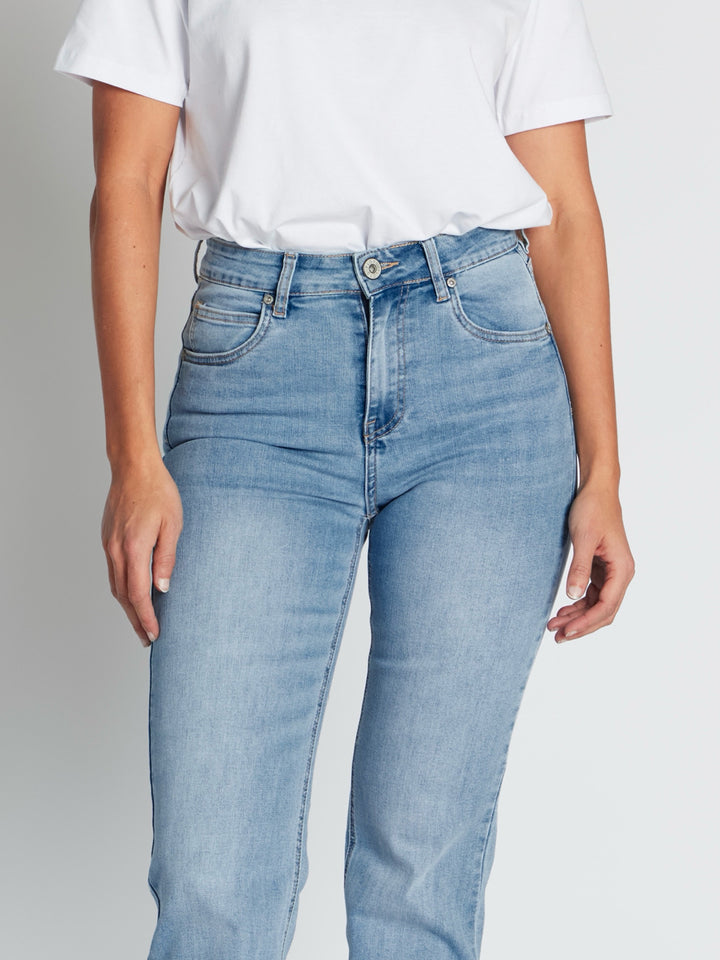 JEANS HANA 1016 LIGHT BLUE