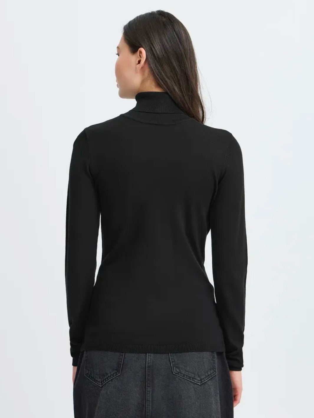 GENSER IHMAFA  BLACK