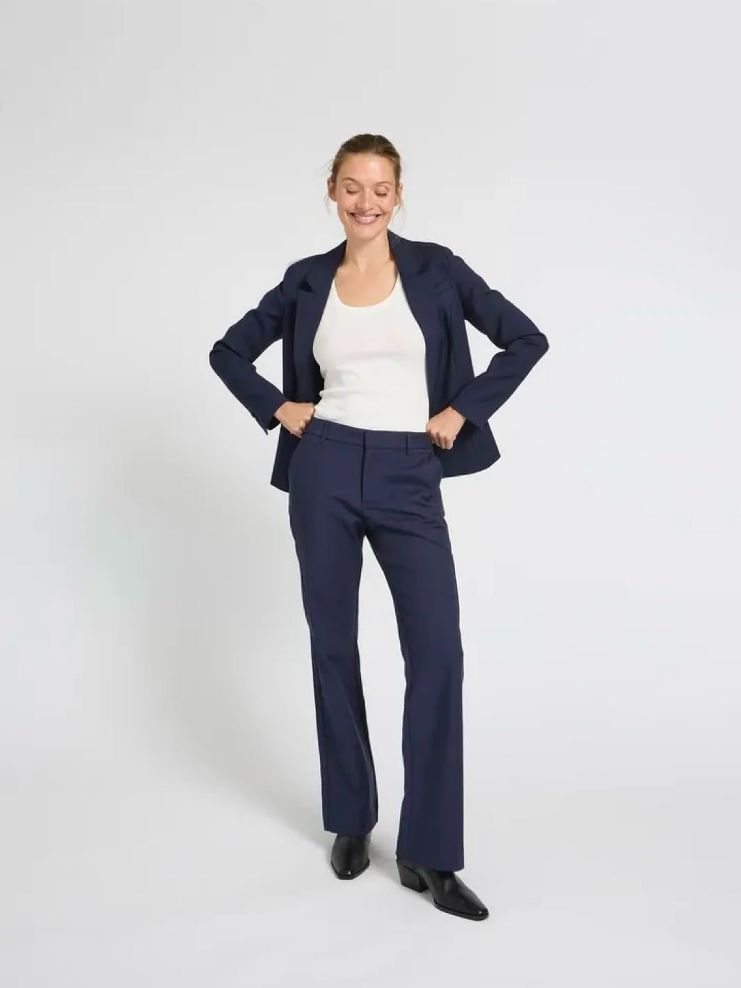 BUKSE PZBINDY BOOTCUT NAVY